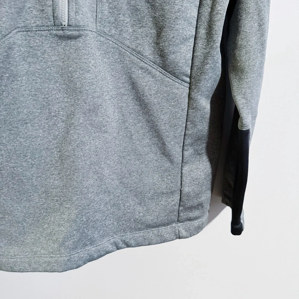 The North Face - Grey Half Zip Jacket